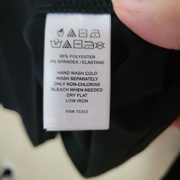 Tahari Top Womens Medium Black Knit Notch V Neck Silver Chain Long Sleeve - Picture 4 of 5